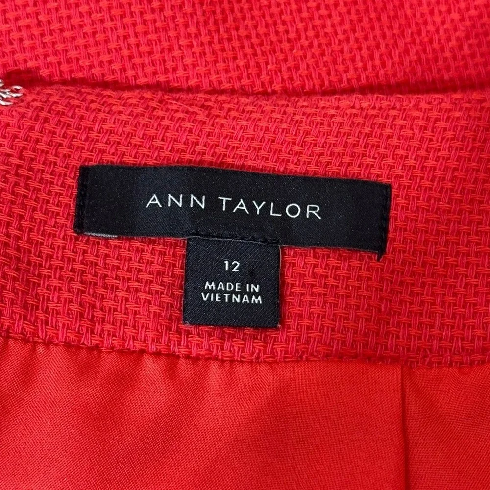 Ann Taylor Red Textured A‎ Line Mini Skirt Women's Size 12